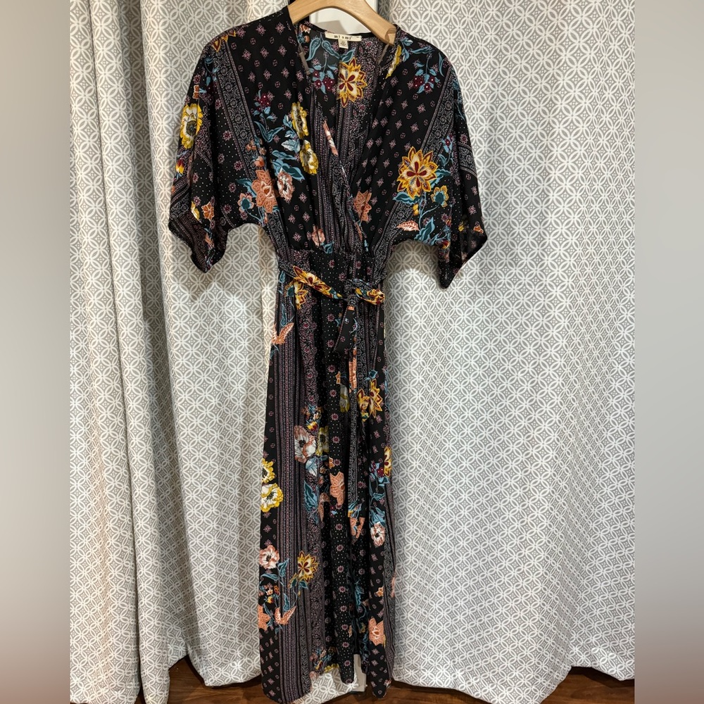 Floral Kimono Style Maxi Dress